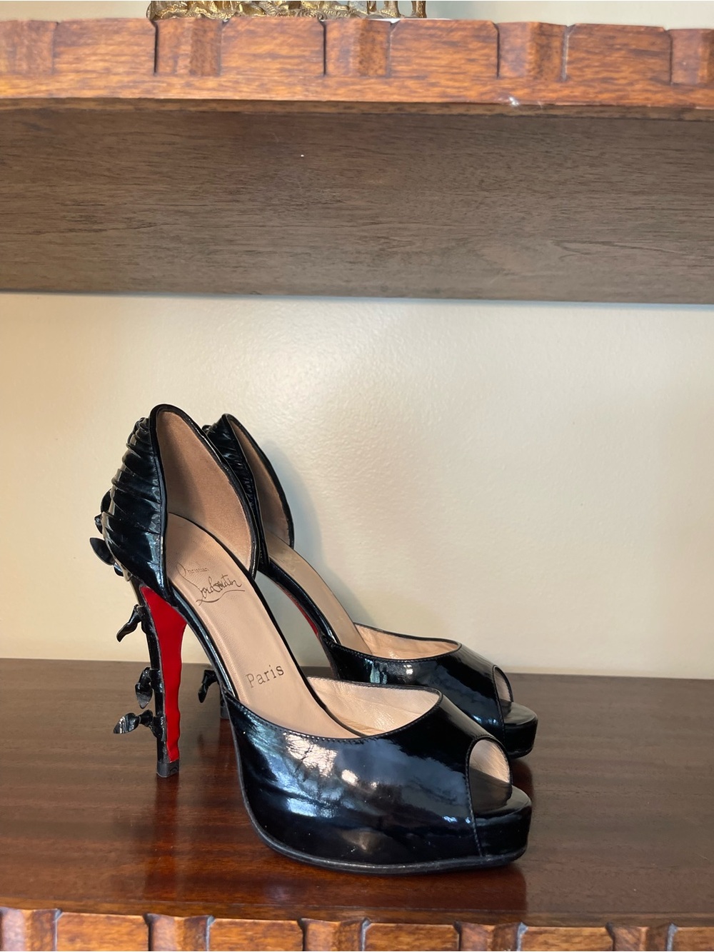 Christian Louboutin Madame Butterfly D’Orsay Black Patent Red Bottom Heels EU 38 - Picture 10 of 15